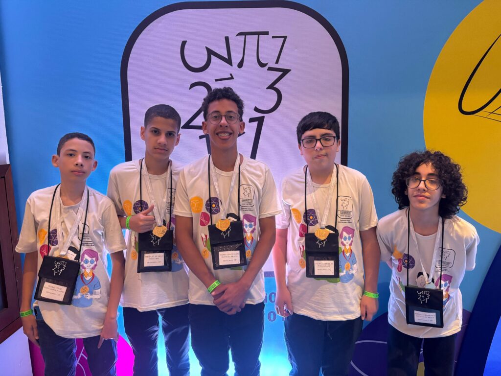 Estudantes do DF conquistam medalha de ouro na Olimpíada Brasileira de Matemática