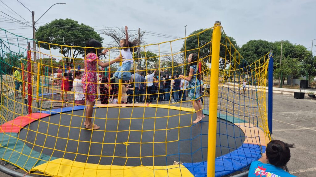 Projeto Família em Ação incentiva a convivência familiar em atividades recreativas