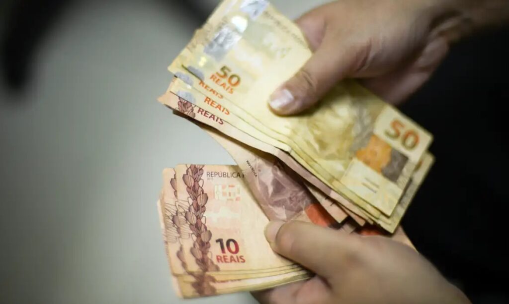 ARTIGO | IOF: a CPMF que volta pela porta dos fundos