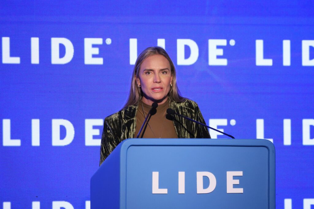 Celina destaca ações do DF em economia circular durante Fórum Lide