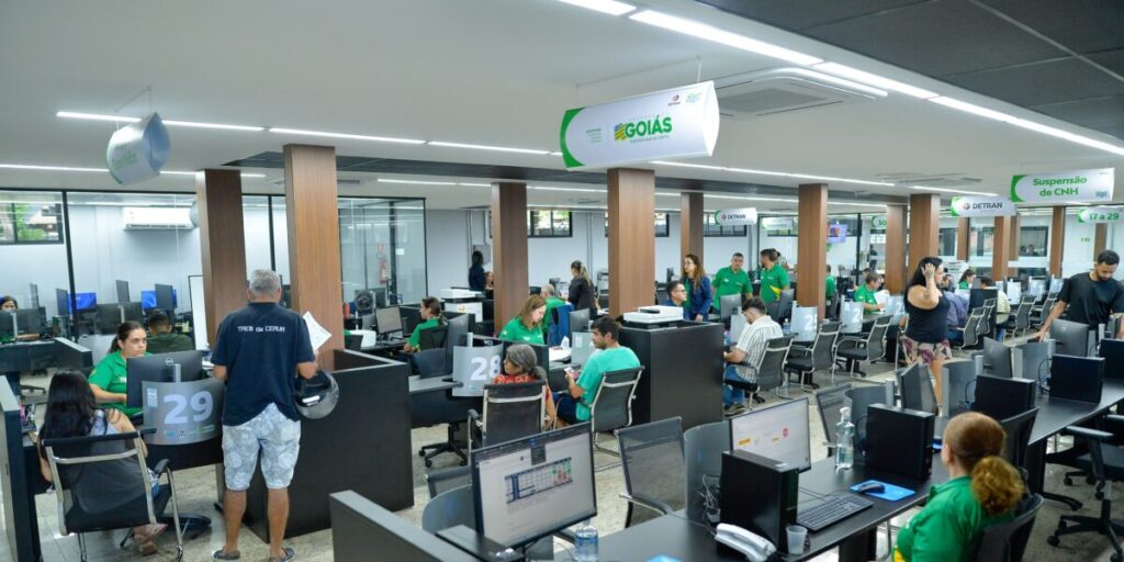 Regularização de veículos passa a ser ofertada no Vapt Vupt Detran-GO