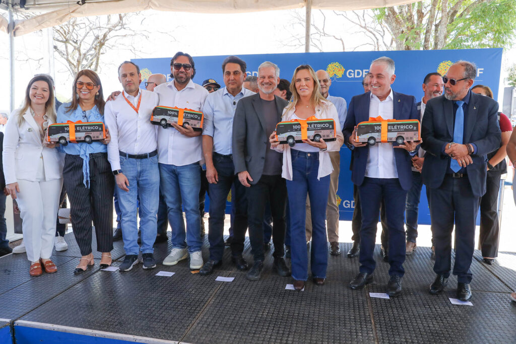 Guará ganha primeiro Zebrinha elétrico do DF para reforçar linhas internas