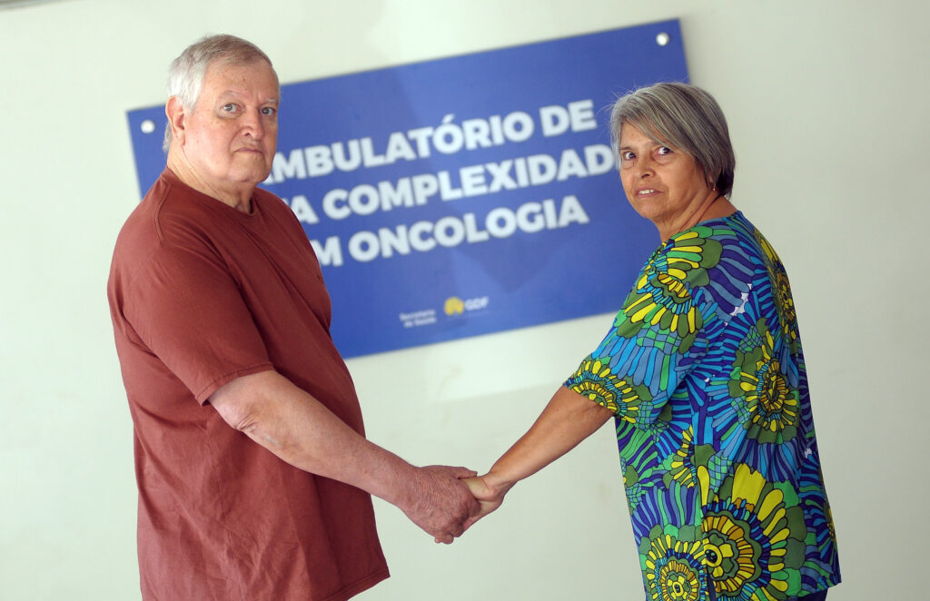 Grupo de apoio em hospital fortalece homens em tratamento oncológico