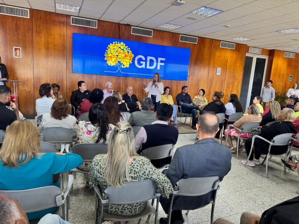 Celina e Associações de Idosos no DF buscam fortalecer políticas públicas