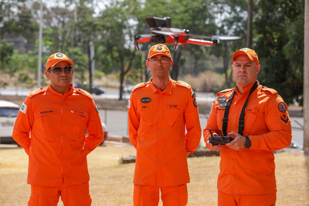 Drones ampliam eficiência em salvamentos e combate a incêndios florestais