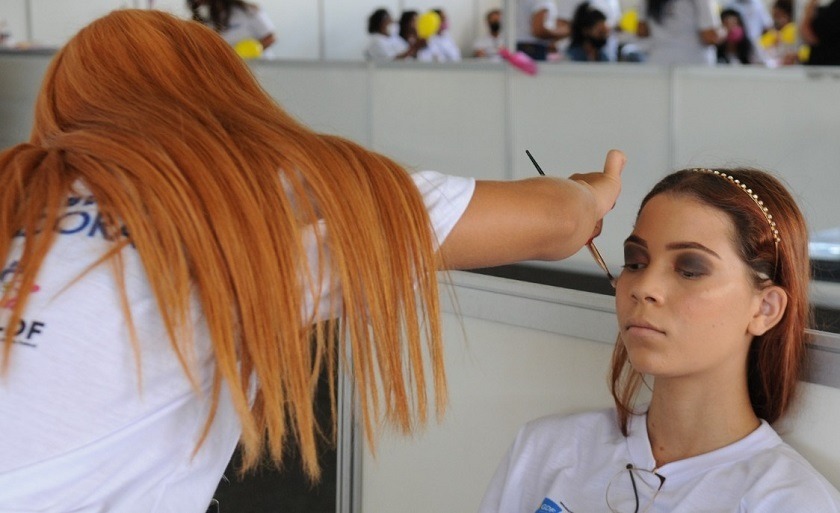Inscrições abertas para 1.012 vagas do QualificaDF Móvel