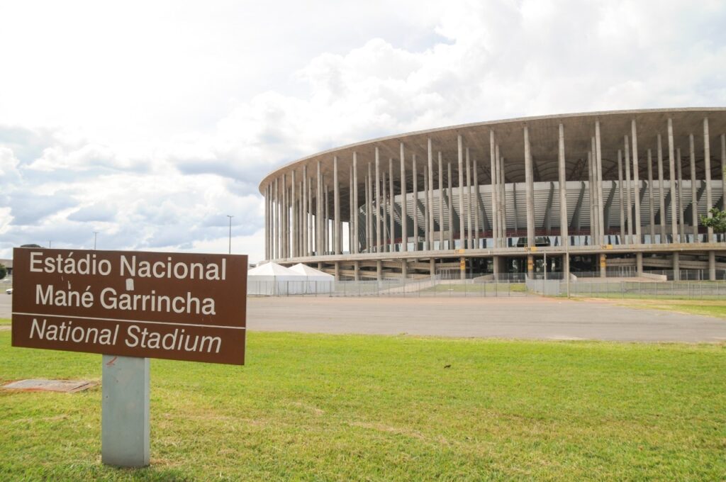 Governador Ibaneis oferece Brasília para sediar final da Libertadores 2025