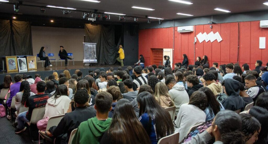 Soulivier realiza roda de conversa sobre arte e moda no CEMAB, em Taguatinga
