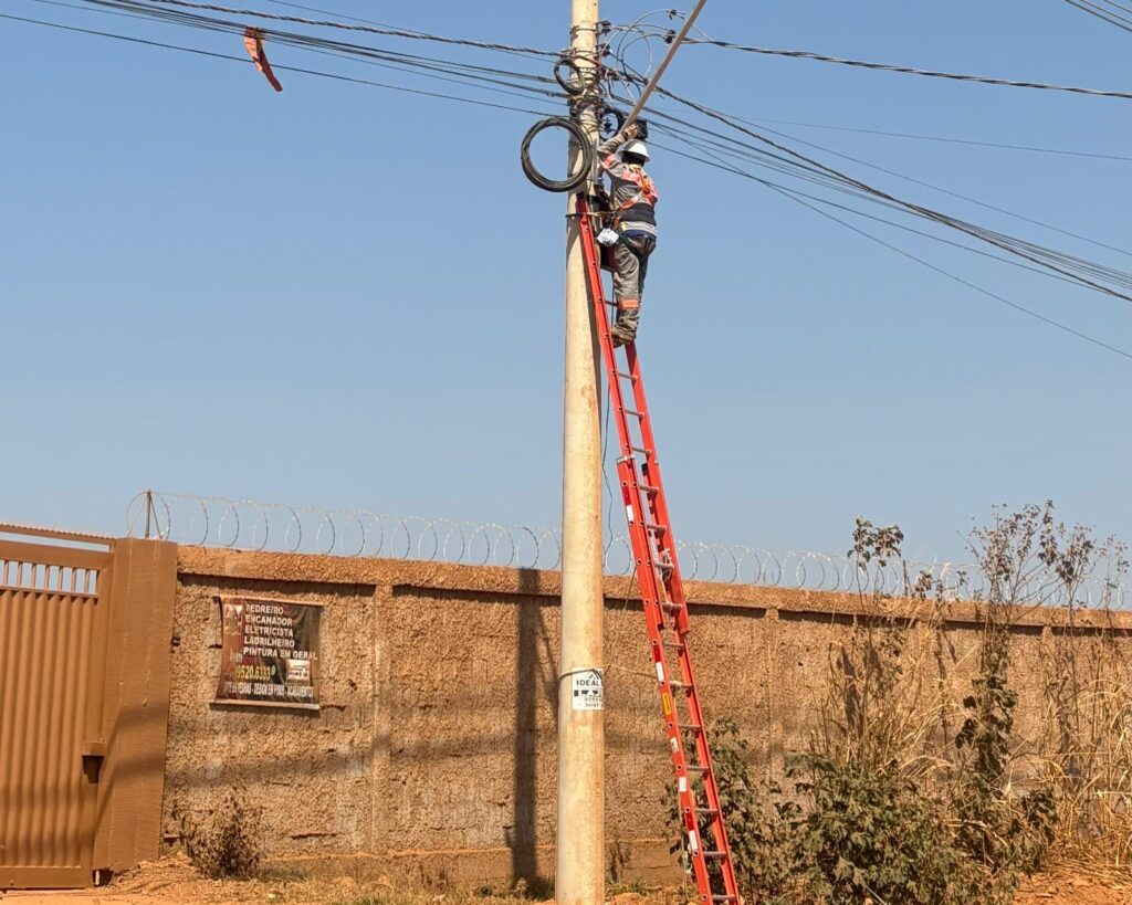 Energia Legal leva rede segura e iluminação pública ao 26 de Setembro