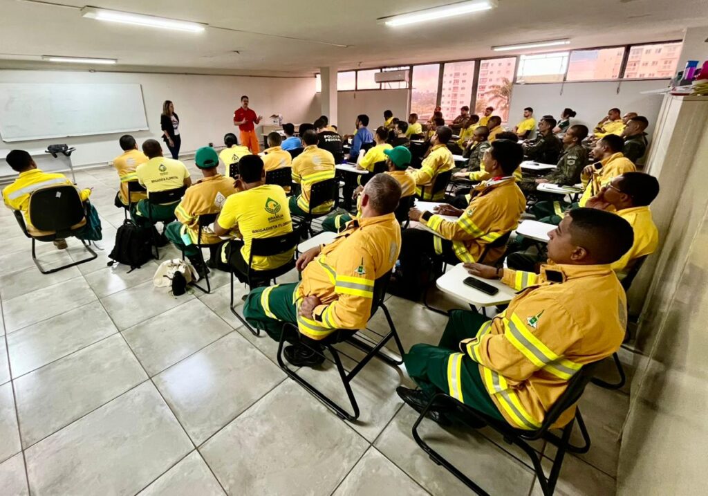 Curso do Corpo de Bombeiros fortalece resposta integrada a incêndios florestais no DF