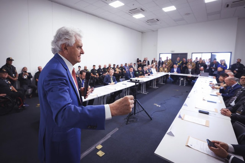 Caiado defende a valorização da segurança pública durante congresso