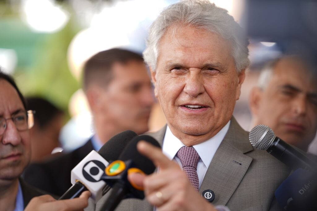 Caiado e Zema criticam diplomacia petista e culpa Lula por tarifas