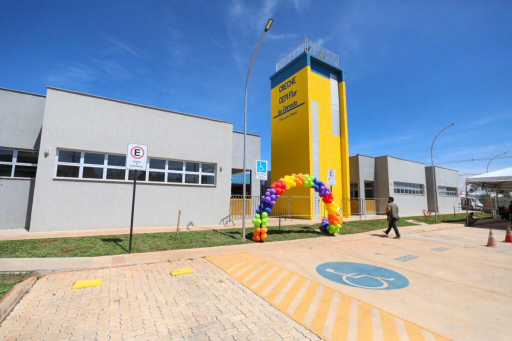 GDF inaugura primeira creche pública do Jardins Mangueiral