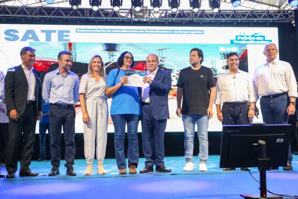 RenovaDF forma 1,5 mil alunos e inaugura Feirão do Trabalhador