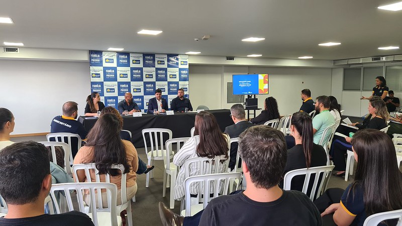 Consulta pública propõe criação do Estatuto da Família Atípica no DF