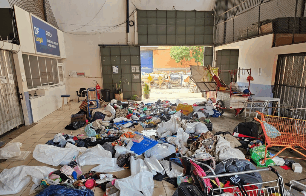 Fiscalização combate comércio irregular nas ruas de Ceilândia
