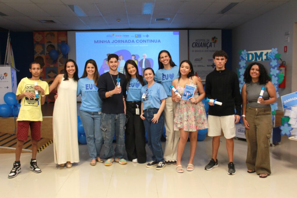 HCB realiza formatura simbólica para jovens que concluem tratamento de diabetes