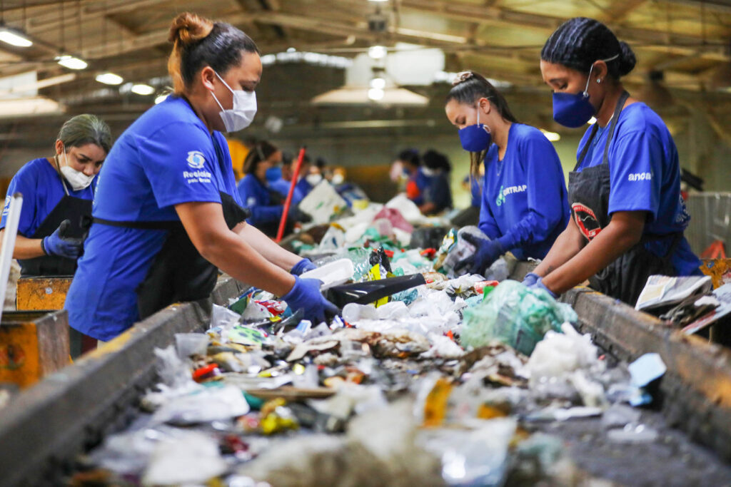 Coleta seletiva no DF alcança 90% da população urbana