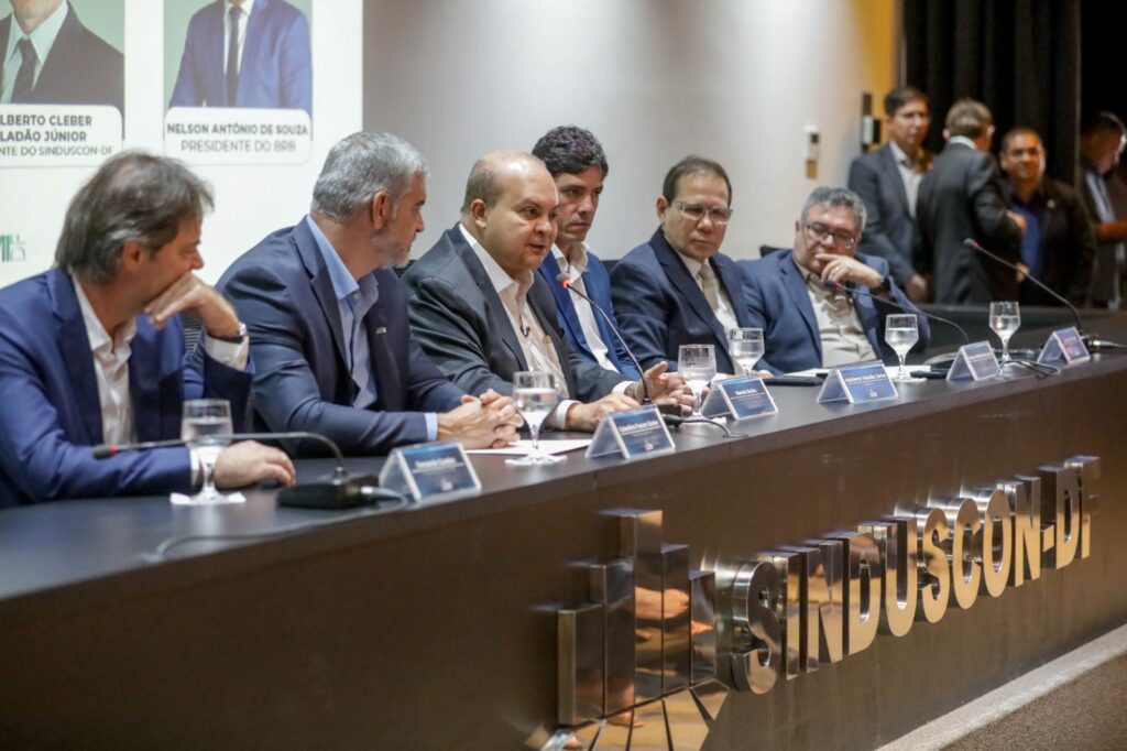 Ibaneis destaca avanços no DF e apresenta novo presidente do BRB