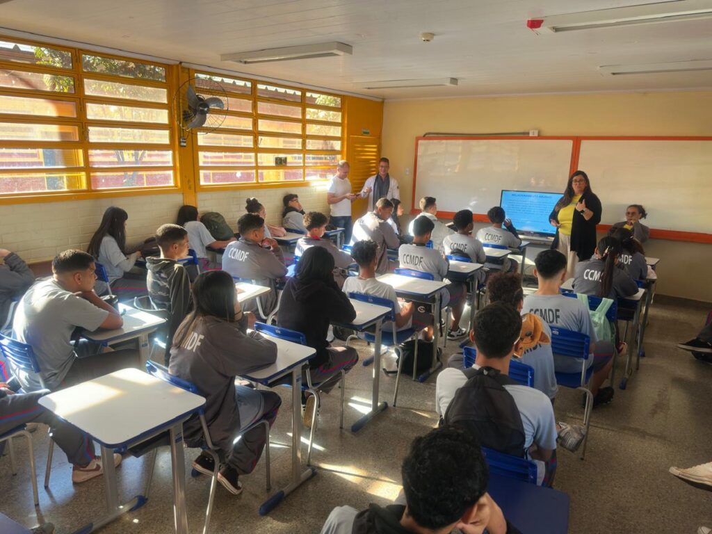 Projeto Escola Acolhedora amplia suporte emocional a estudantes do DF
