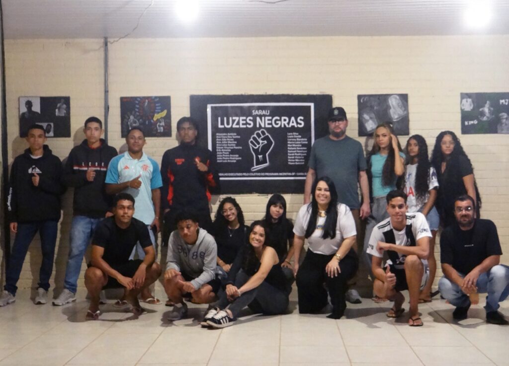 Cecon Gama Sul promove Sarau Luzes Negras em celebração à igualdade racial