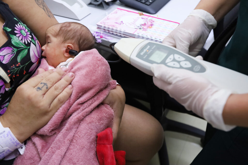 DF tem a melhor taxa de cobertura do teste da orelhinha do país