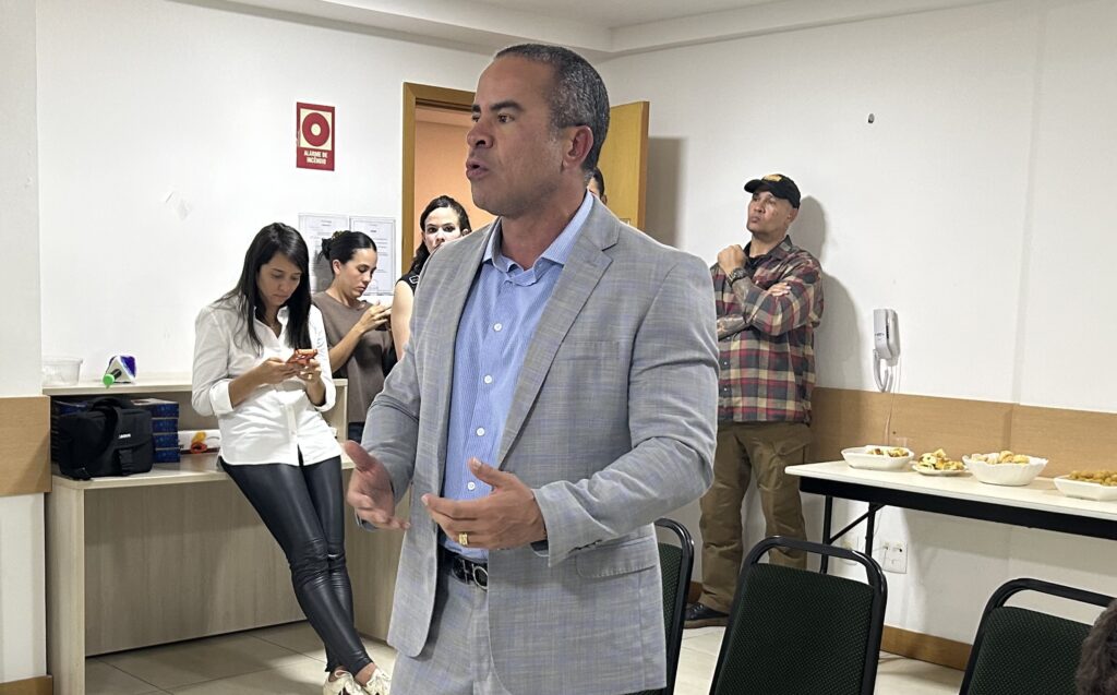 Fred defende fortalecimento da mídia independente e alinhamento com Ibaneis e Celina