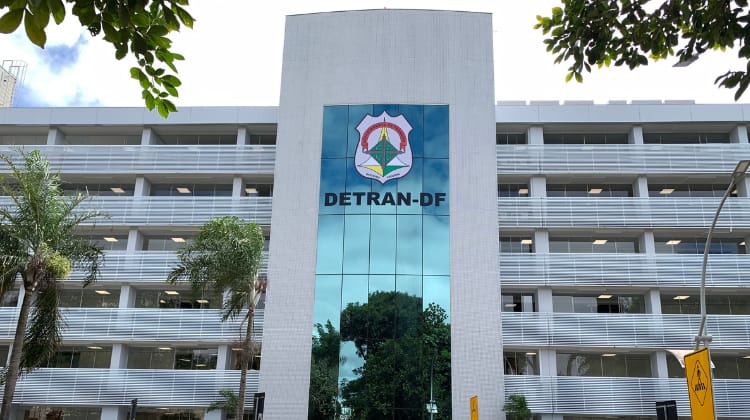 Detran lança site com informações sobre nova CNH no Distrito Federal