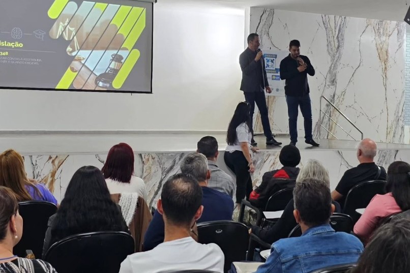 Curso gratuito forma síndicos no Guará e abre 200 vagas para capacitação