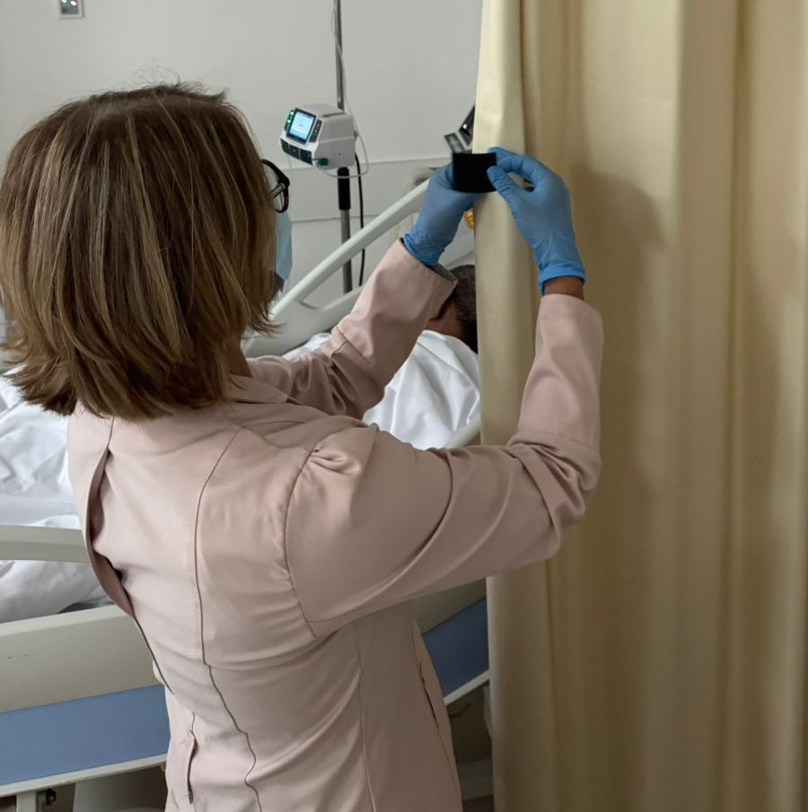 Pesquisa do DF valida fita de cobre contra contaminação hospitalar