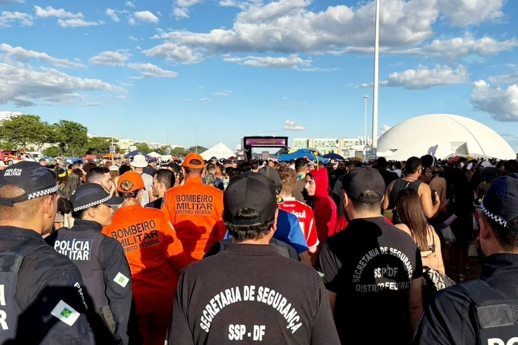 Revistas e tecnologia reforçam segurança no Carnaval do Distrito Federal