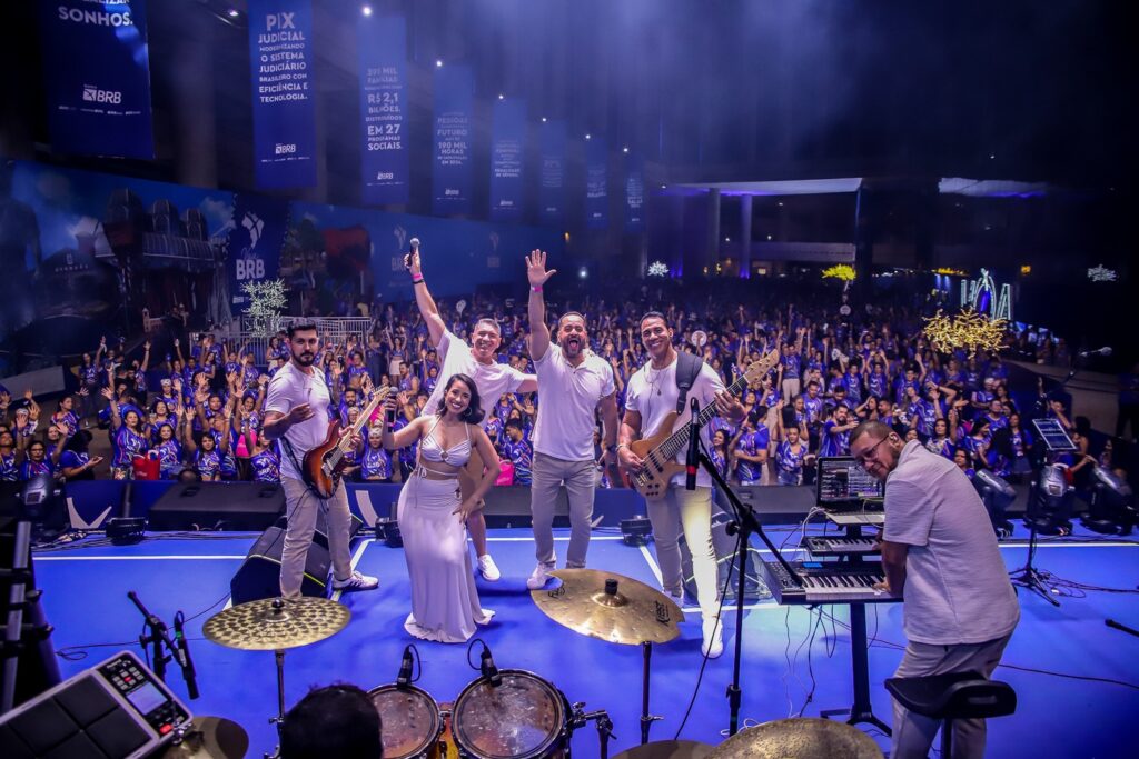 De músico aos 17 anos à liderança de uma das bandas mais requisitadas do DF: a trajetória da Banda Bsbeat