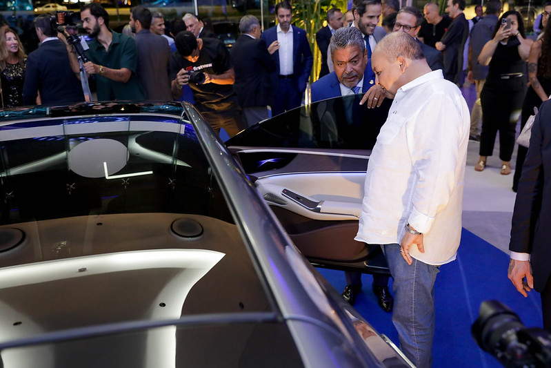 Ibaneis reforça avanço dos elétricos no DF e destaca arrecadação ecológica
