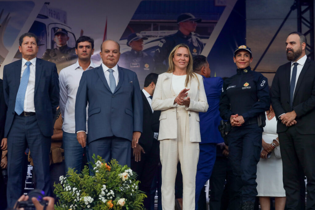 Ibaneis participa de solenidade do Curso de Formação de Praças XII da PMDF