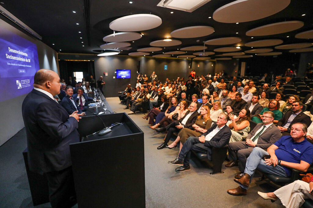 GDF apresenta avanços e alinha prioridades com setor produtivo