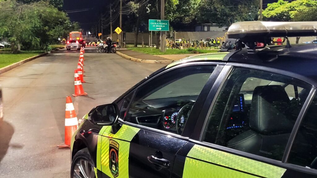 Operação Sossego autua 15 motociclistas em Samambaia
