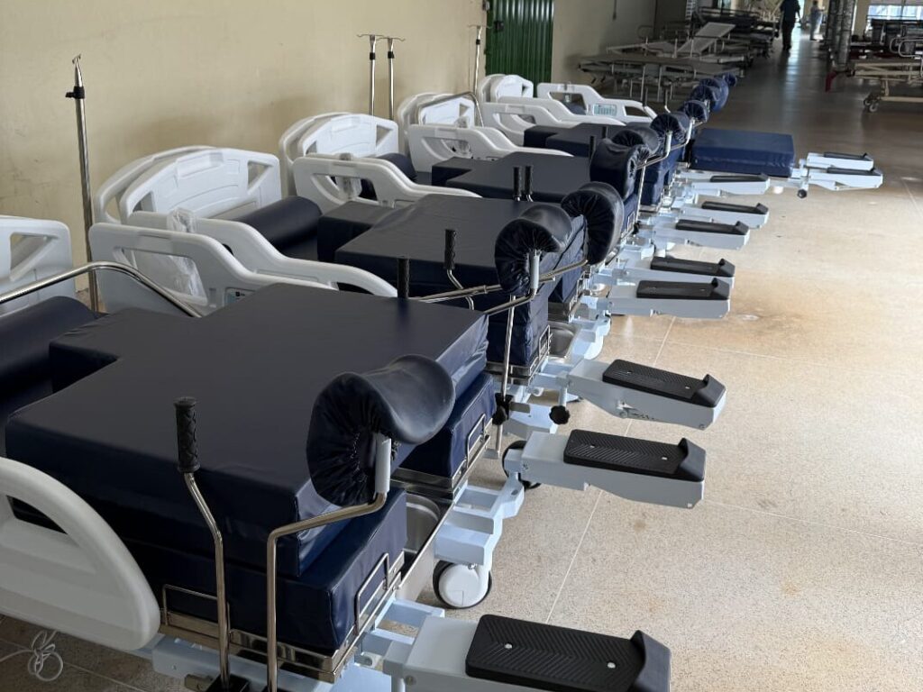 Hospital Regional de Santa Maria recebe novas camas obstétricas para partos