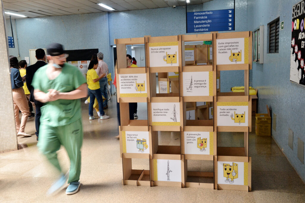 Hospital do DF lança campanha para descarte seguro de lâminas