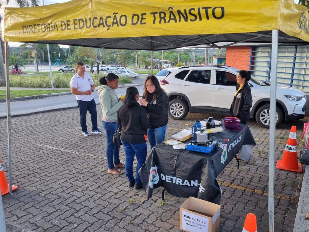 Detran-DF orienta 1.330 pessoas em ações educativas no fim de semana