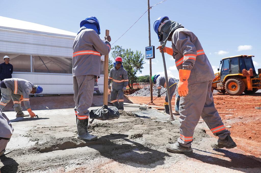 Obras do Hospital do Recanto avançam para fase estrutural