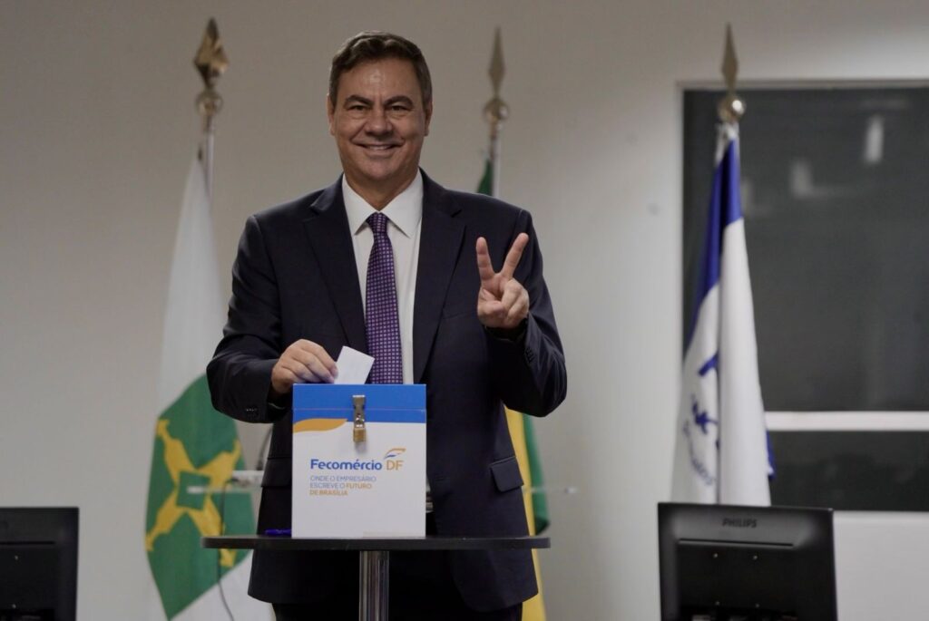 José Aparecido Freire é reeleito presidente do Fecomércio-DF por unanimidade