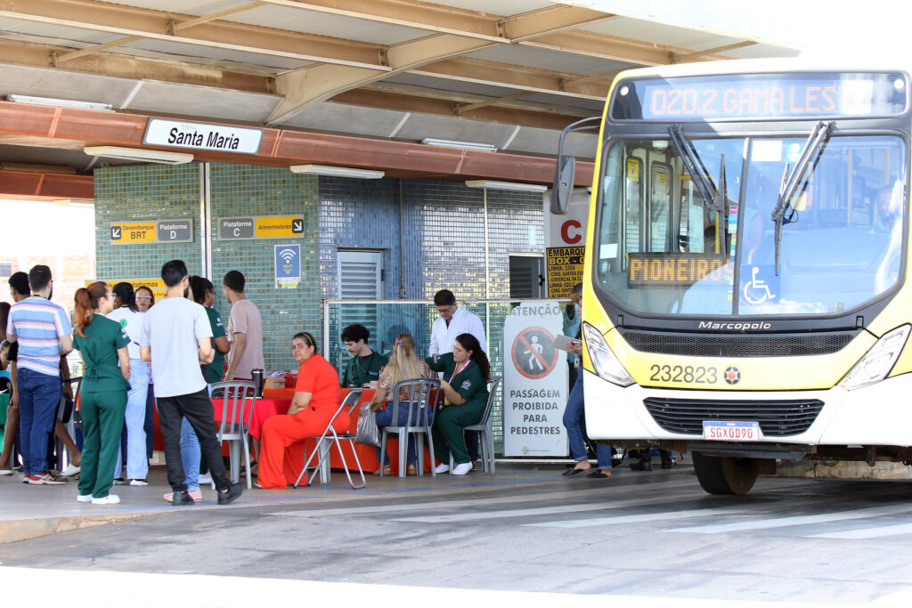 Trabalhadores participam de ação de saúde em Santa Maria