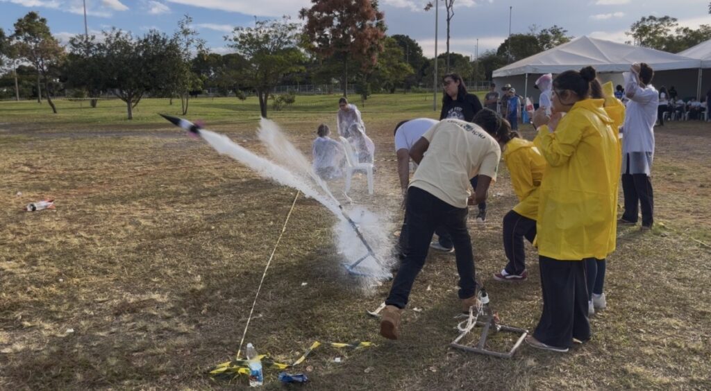 EduSesc realiza seletiva para Olimpíada Brasileira de Foguetes