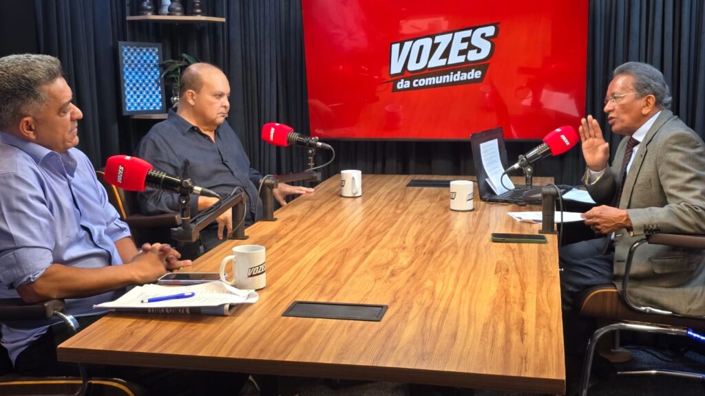 Ibaneis afirma que está pronto para o Senado durante o Vozes da Comunidade