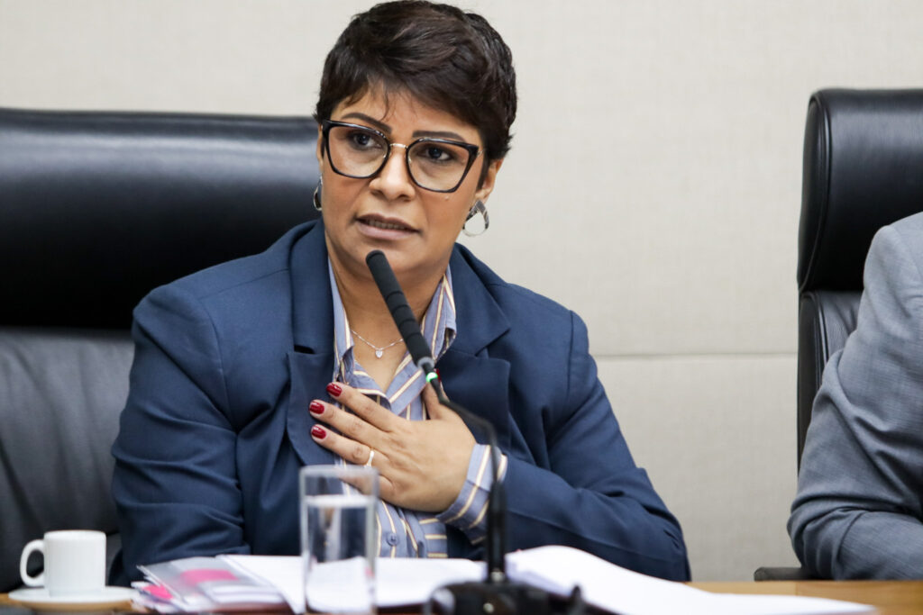 Câmara Legislativa aprova Eliane Souza como nova presidente do IgesDF