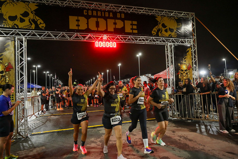 1ª Corrida do Bope une segurança pública e esporte em percurso noturno