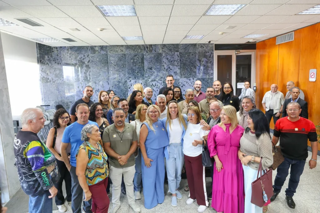 Celina Leão anuncia plano de melhorias estruturais nas feiras do DF