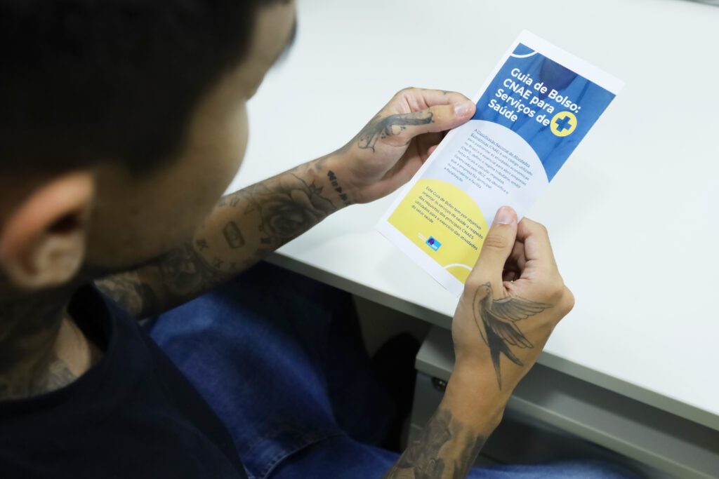 Vigilância Sanitária lança guia sobre classificação de atividades na saúde