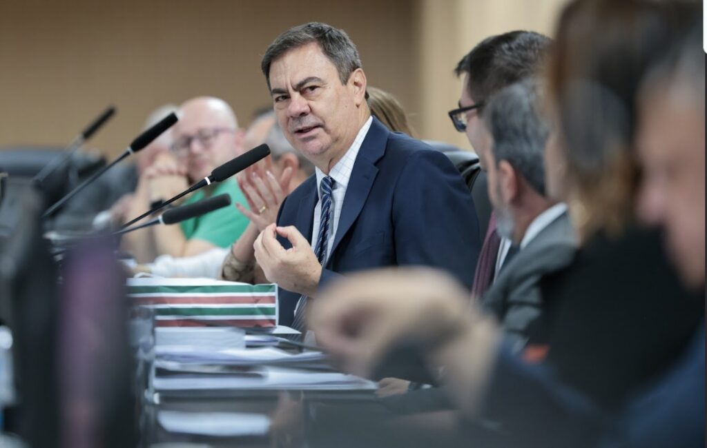 Presidente da Fecomércio alerta que “MP que zera imposto sobre compras internacionais ameaça o comércio”