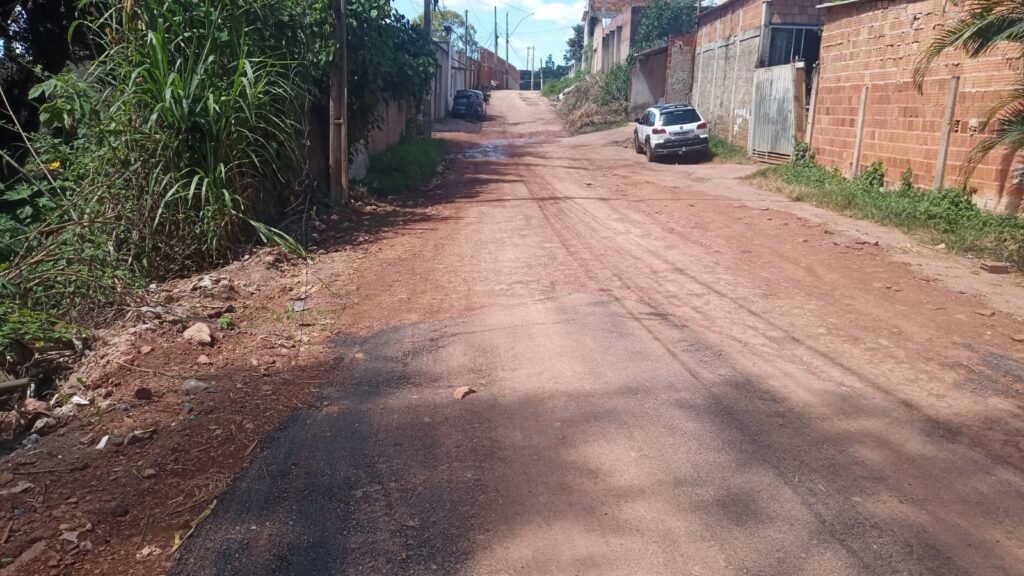 Recapeamento em Arniqueira beneficia moradores do SHA 5